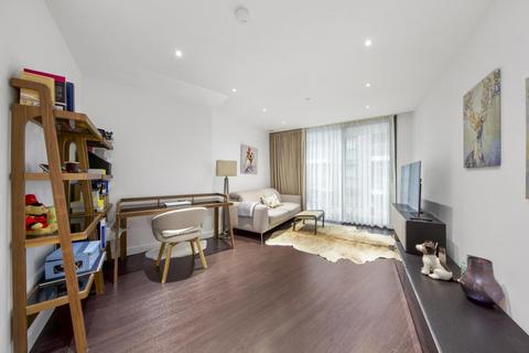 1 bedroom apartment for sale, Goodmans Fields, Chaucer Gardens, London E1