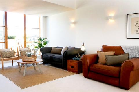 3 bedroom penthouse for sale, Cromwell Mews, Marlborough SN8