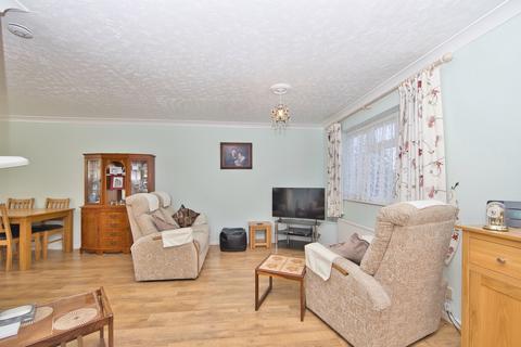 3 bedroom semi-detached house for sale, Crundale Way, Cliftonville, CT9
