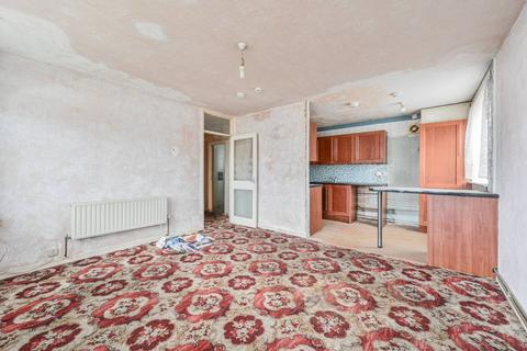 2 bedroom flat for sale, Mardyke House, Walworth, London, SE17