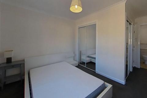 undefined, Millar Crescent, Edinburgh, EH10