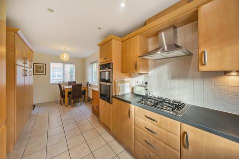 4 bedroom detached house for sale, Ravelin Close, Elvetham Heath