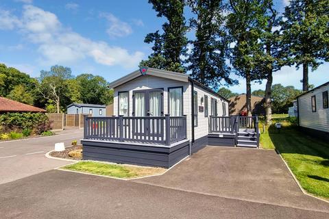 2 bedroom park home for sale - Emms Lane, Brooks Green, Horsham, West Sussex