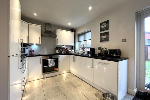 3 bedroom semi-detached house for sale, Spinney Nook, Harwood, Bolton, BL2