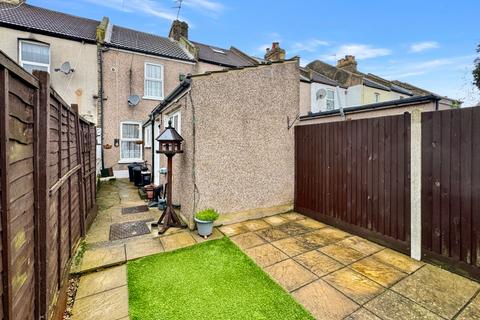 81 Rural Vale, Northfleet, Gravesend, DA11 9JL