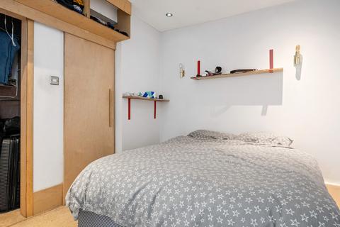 1 bedroom ground floor flat for sale, Lendal Terrace, Clapham SW4