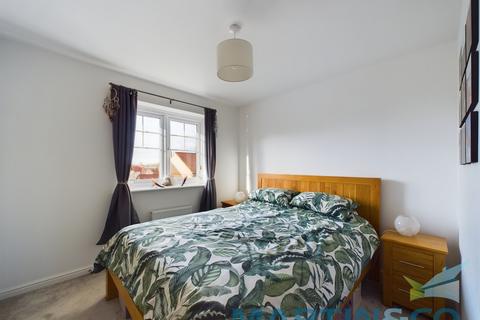 3 bedroom semi-detached house for sale - Brambling Drive, Guisborough