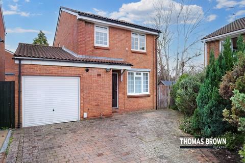 3 bedroom detached house for sale, Shepherds Close, Orpington