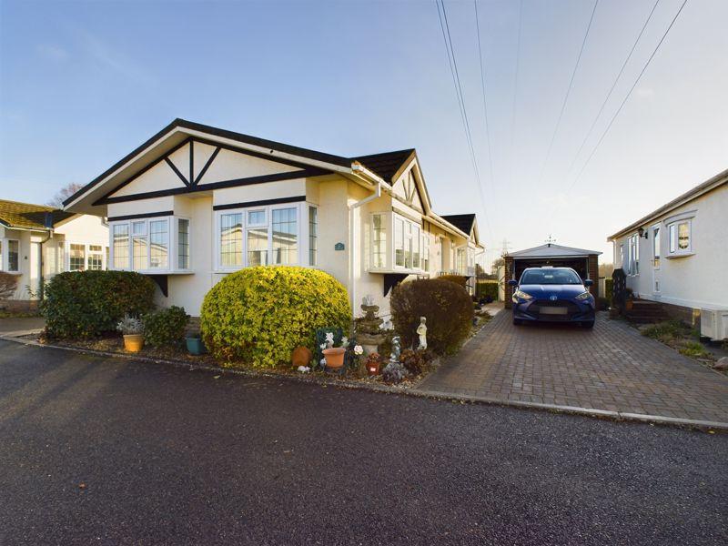 Rushbrooke Lane, Bury St. Edmunds 2 bed property for sale £185,000