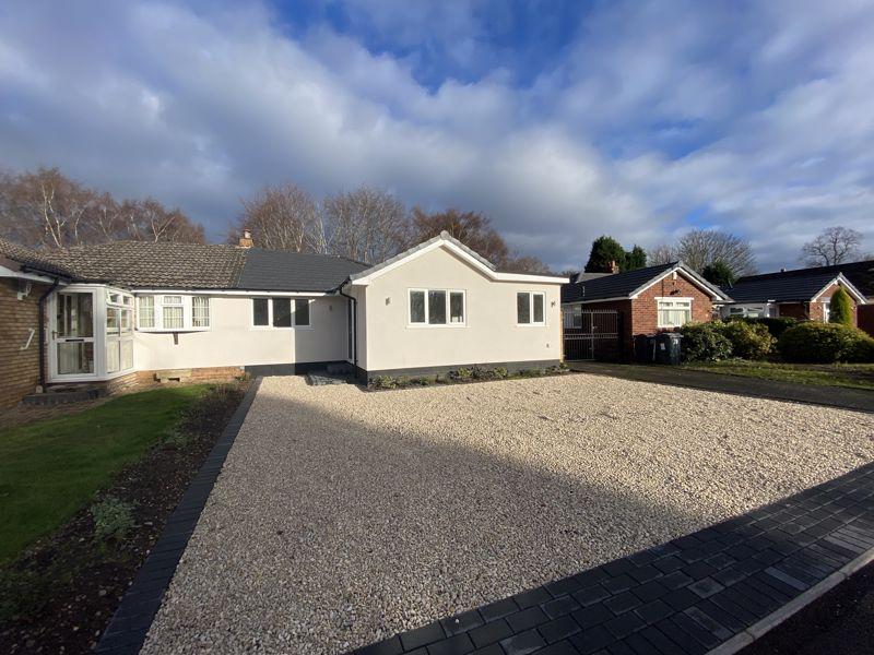 Hillmorton Road, Four Oaks, Sutton Coldfield, B74 4SG 3 bed semi