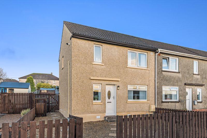 64 Barnweil Drive, Hurlford, KA1 5BA 2 bed end of terrace house £95,000
