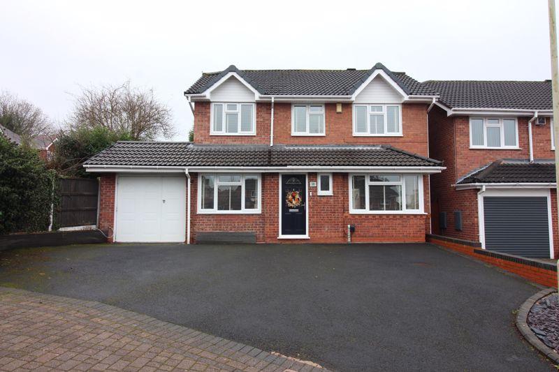 Barratts Croft, Gornal Wood DY5 4 bed detached house for sale £410,000