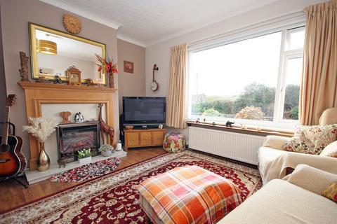 undefined, Efail Newydd, Benllech, Tyn-y-Gongl, Isle of Anglesey, LL74