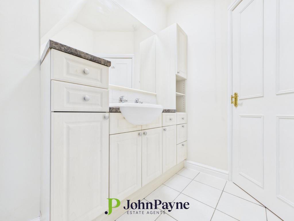 Bedroom One Ensuite