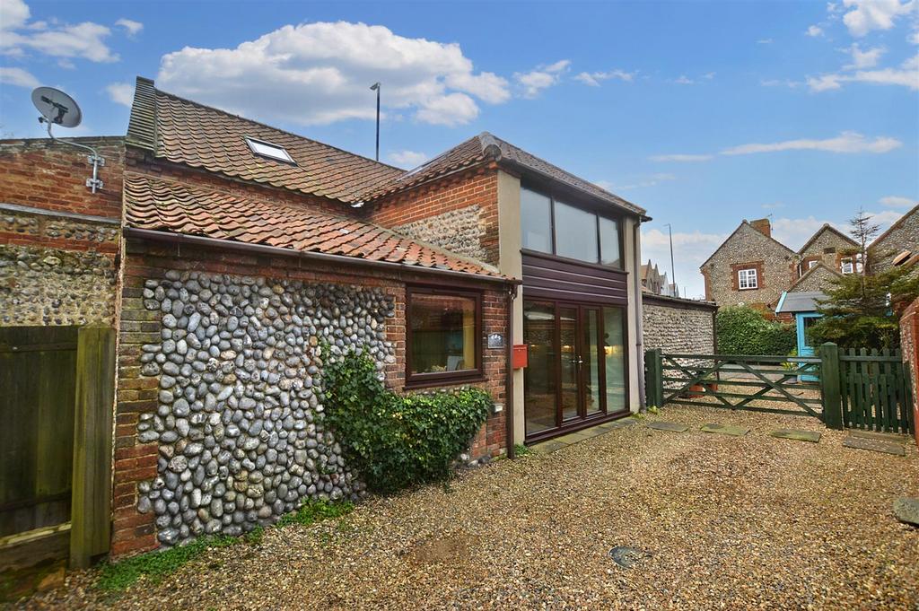 Beach Road, East Runton, Cromer 3 bed barn conversion for sale £525,000