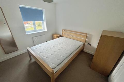 2 bedroom apartment for sale - Rosebeck Walk, West Timperley, Altrincham