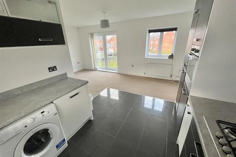 2 bedroom apartment for sale, Rosebeck Walk, West Timperley, Altrincham