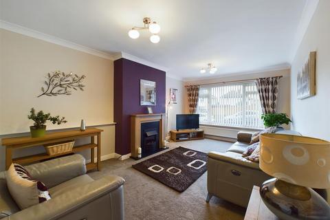 2 bedroom apartment for sale, Newlands Park Grove, Scarborough