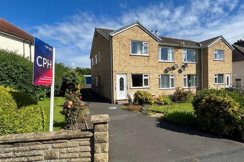 2 bedroom apartment for sale, Newlands Park Grove, Scarborough