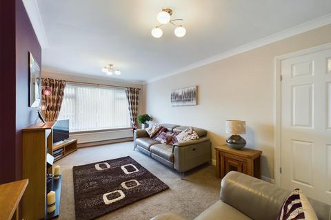 2 bedroom apartment for sale, Newlands Park Grove, Scarborough