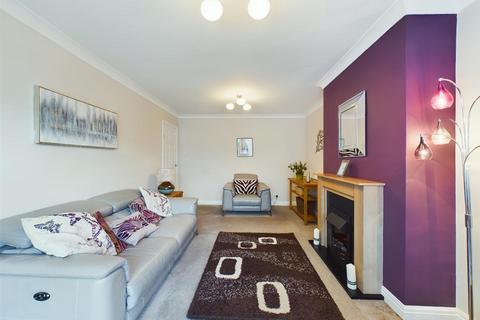 2 bedroom apartment for sale, Newlands Park Grove, Scarborough