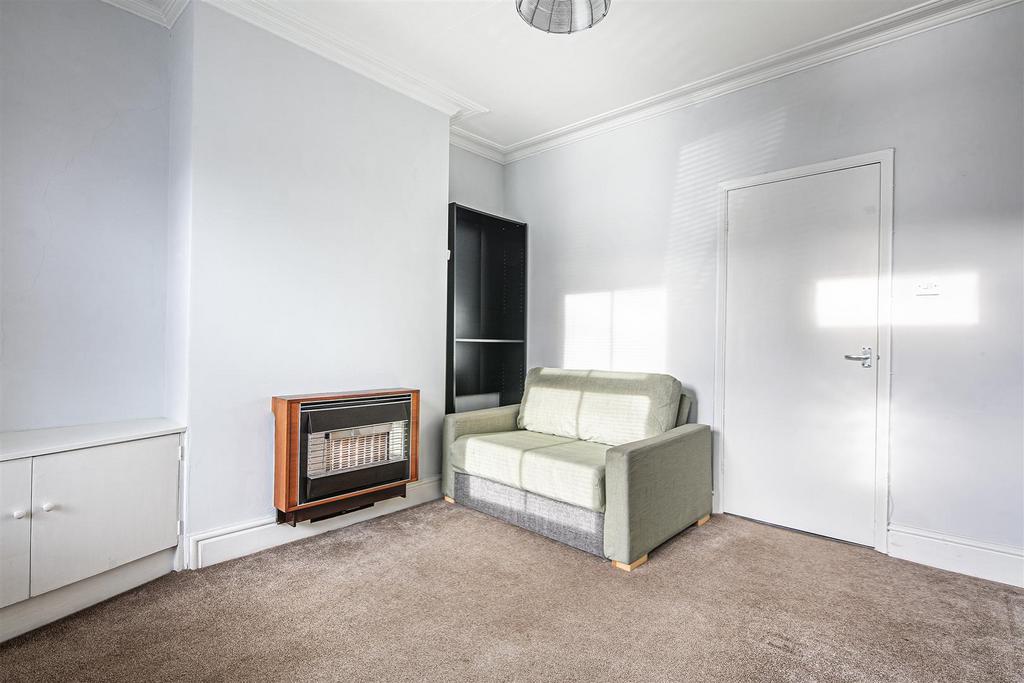 Alternate sitting room