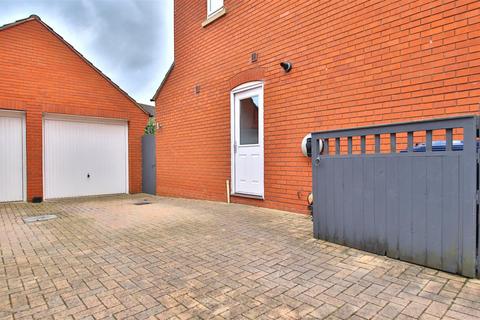 4 bedroom house for sale, Willow Drive, Walton Cardiff, Tewkesbury