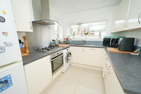 4 bedroom detached house for sale, Riverside, Leighton Buzzard