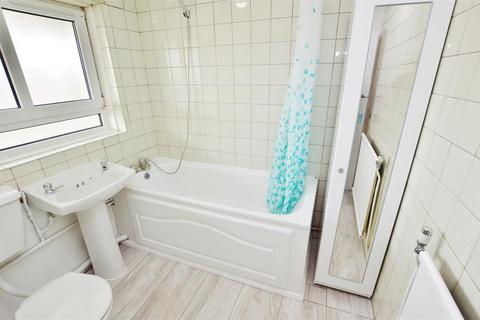 39 Braemar Road, London, E13 8EH