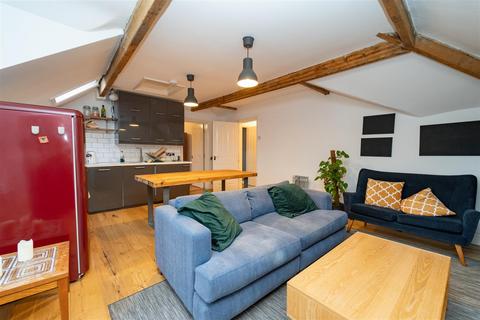 Apartment 6, 3 Demesne Road, Manchester, M16 8HG