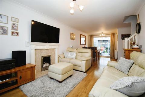 3 bedroom detached house for sale - Highgrove Way, Kingswood, Hull
