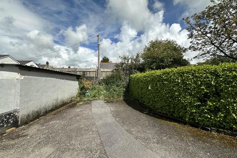 3 bedroom end of terrace house for sale, Fore Street, Tregony