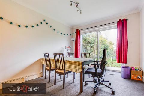 5 bedroom house for sale, Gunnersbury Avenue, Acton, W3