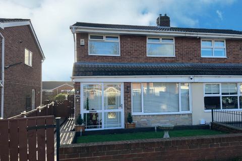 3 bedroom semi-detached house for sale, Buttermere Grove, West Auckland, Bishop Auckland