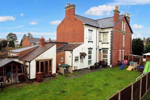 5 bedroom semi-detached house for sale, Derby Road, Long Eaton