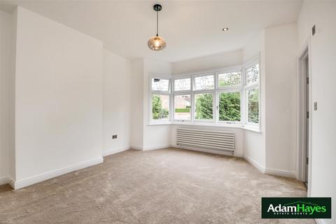 5 bedroom semi-detached house for sale, Village Road, London N3