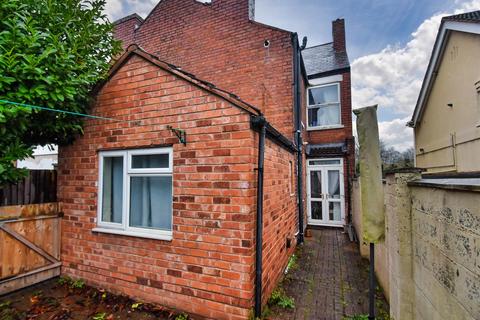 4 bedroom end of terrace house for sale, 166 Crowther Road, Wolverhampton