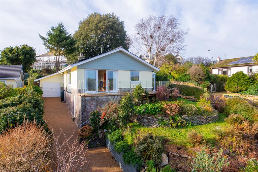 A08 - Lawnbank 1 Thurlestone Gdns RV - 231208.jpg