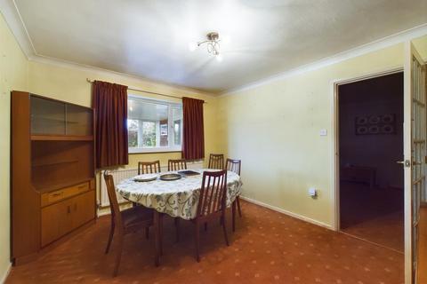 61 Compit Hills, Cromer, NR27 9LL