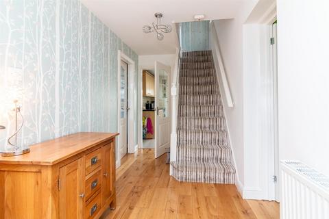 24 Bladon Road, Ruddington, Nottingham, NG11 6DR