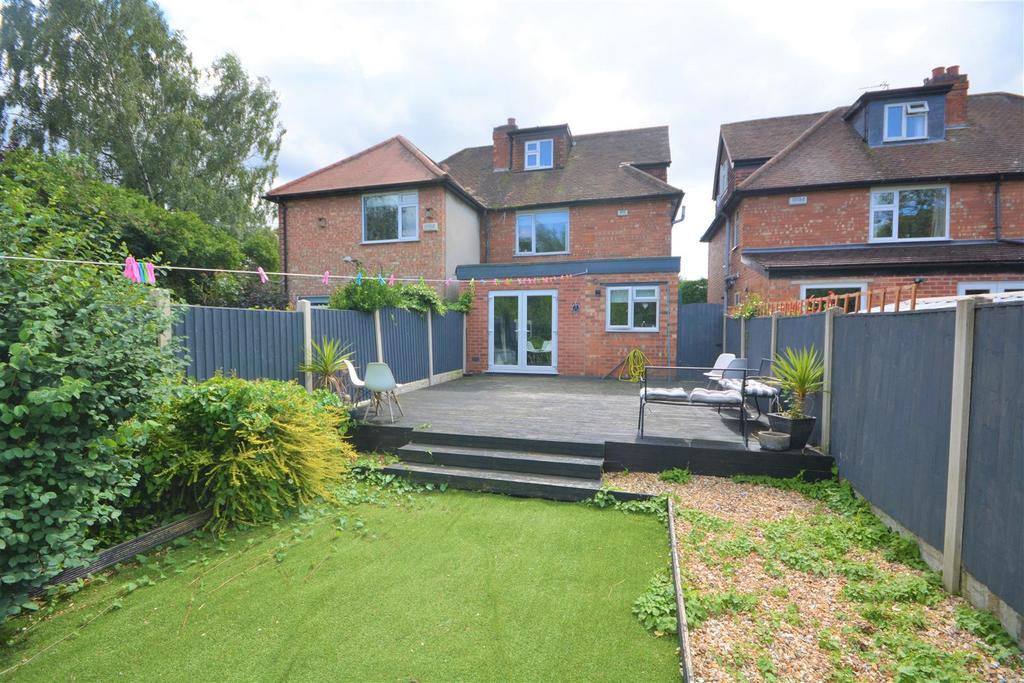 Ashworth Avenue, Ruddington 4 bed semidetached house £342,500