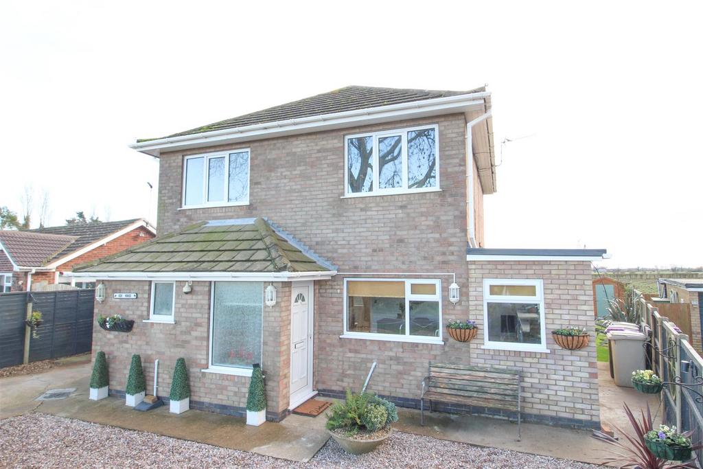 Sea Road, Anderby, Skegness 3 bed detached house for sale £339,950