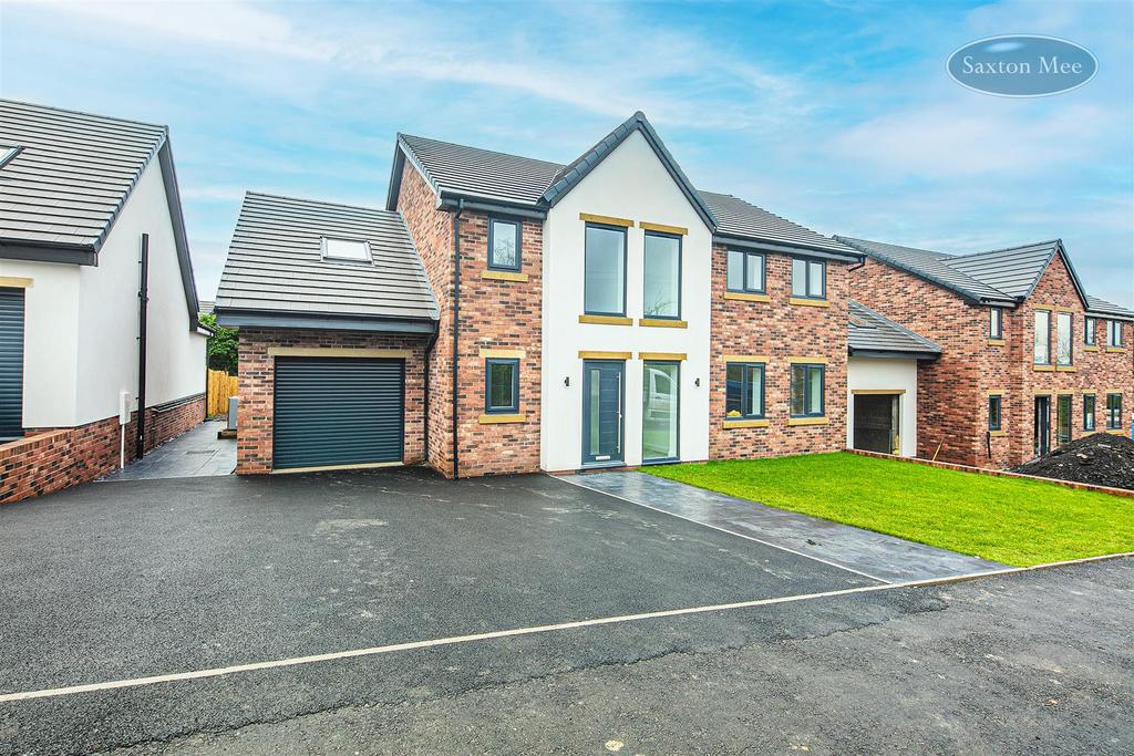 South View Road, Hoyland, Barnsley 5 bed detached house for sale £525,000