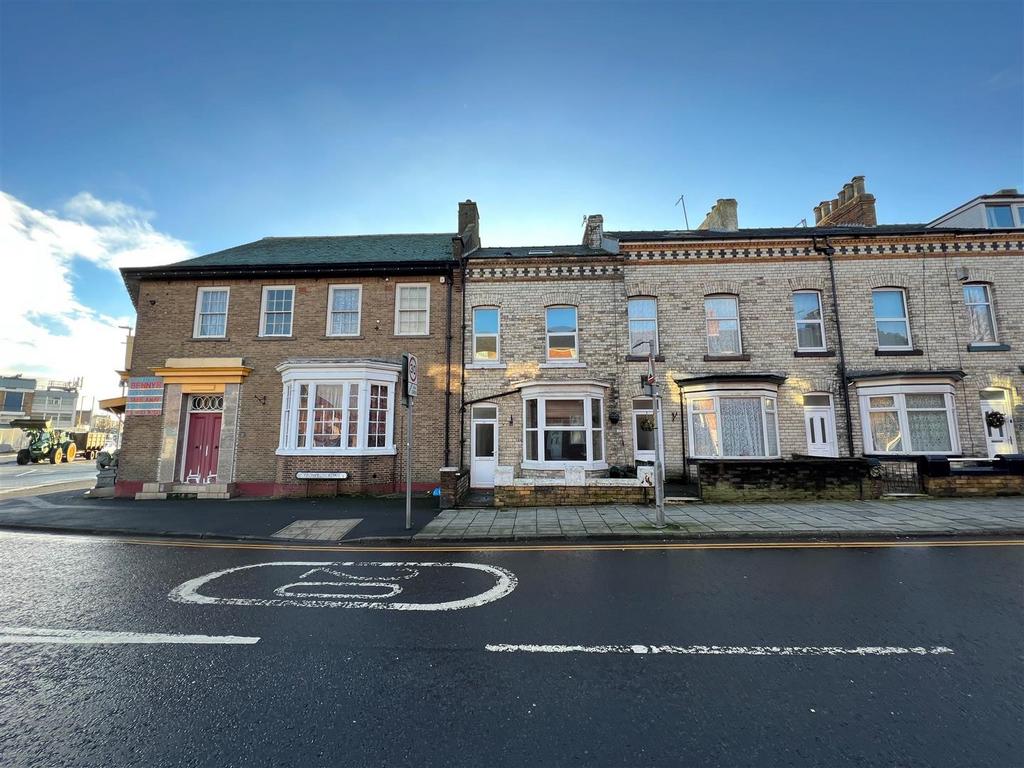 Prospect Road, Scarborough 3 bed terraced house for sale £140,000