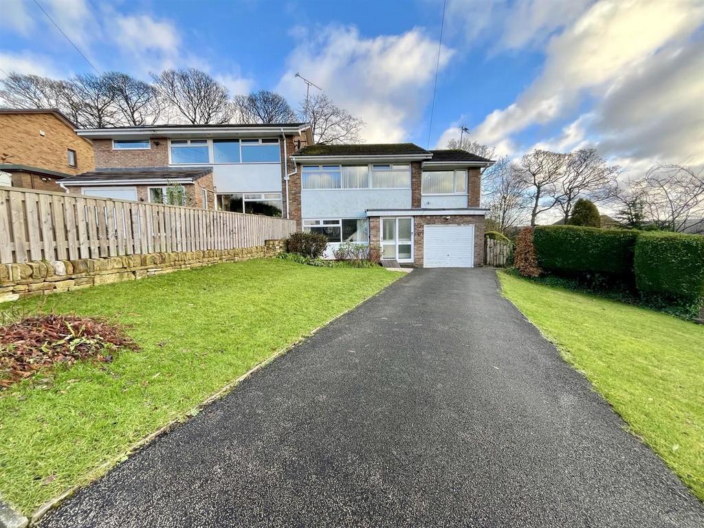 Trenance Gardens, Greetland, Halifax 4 bed semidetached house for sale