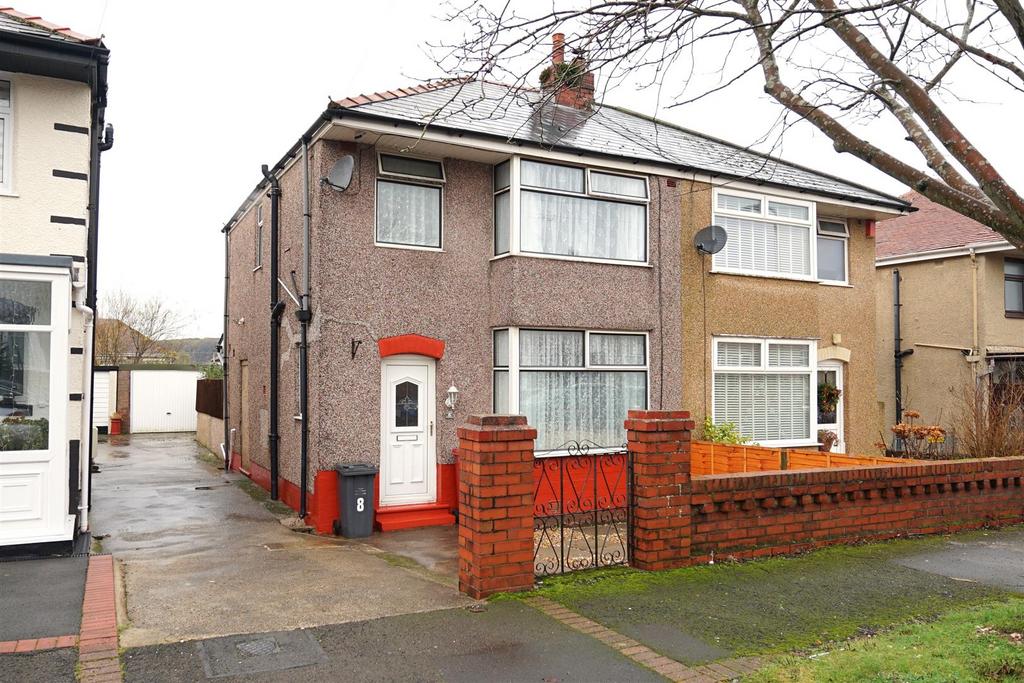 Leeds Avenue, BarrowInFurness 3 bed semidetached house for sale £