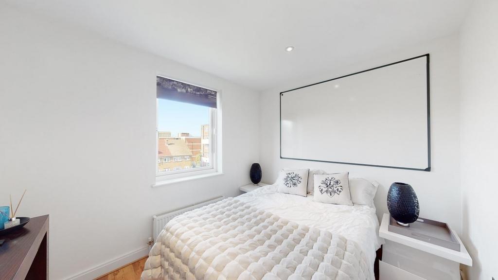 Scriven Street 07182020 132222.jpg