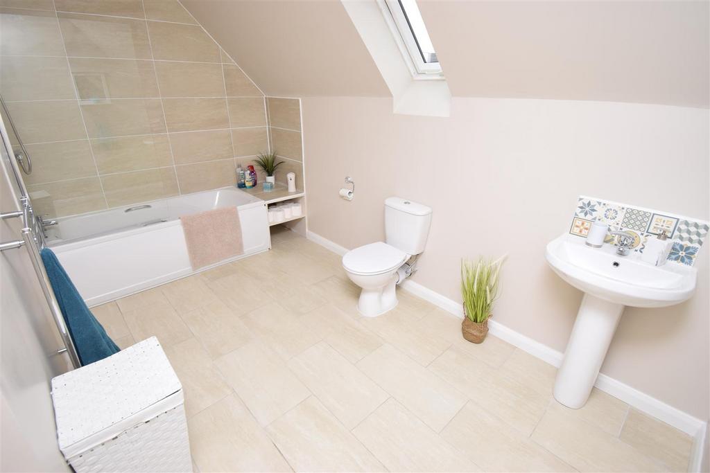 Bathroom.jpg