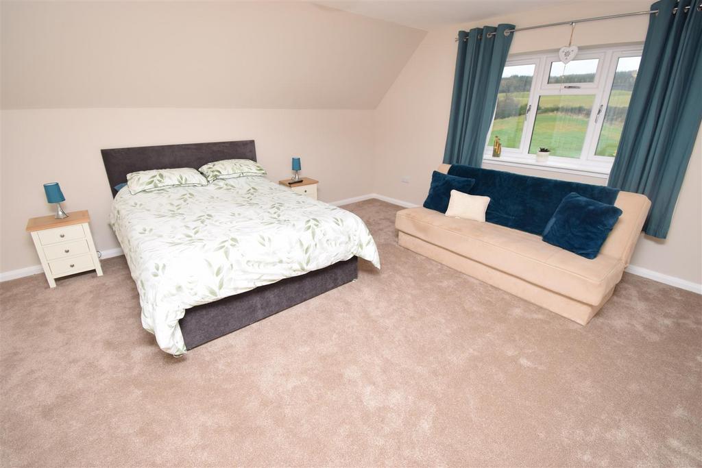 Bedroom two 1.jpg