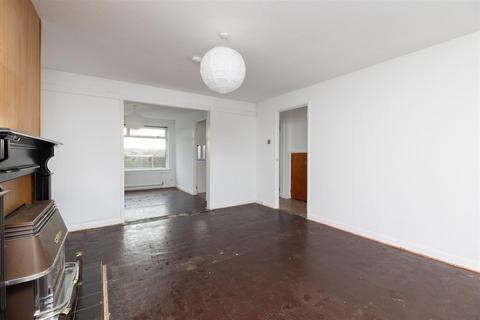 208 Oakbank Road, Perth, PH1 1EG
